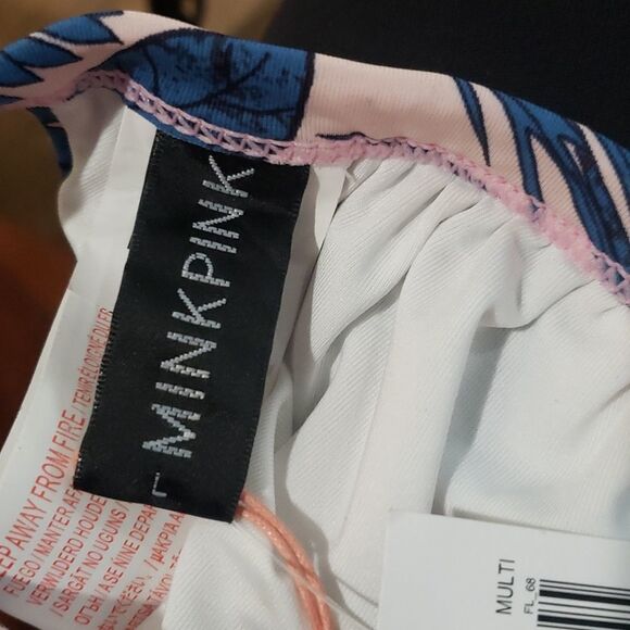 Pinkmink Hawaiian Floral Pink & Bikini Top Large style IS17S1390 - Picture 7 of 7